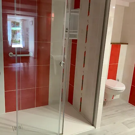 Apartman Le Picot86370 *
